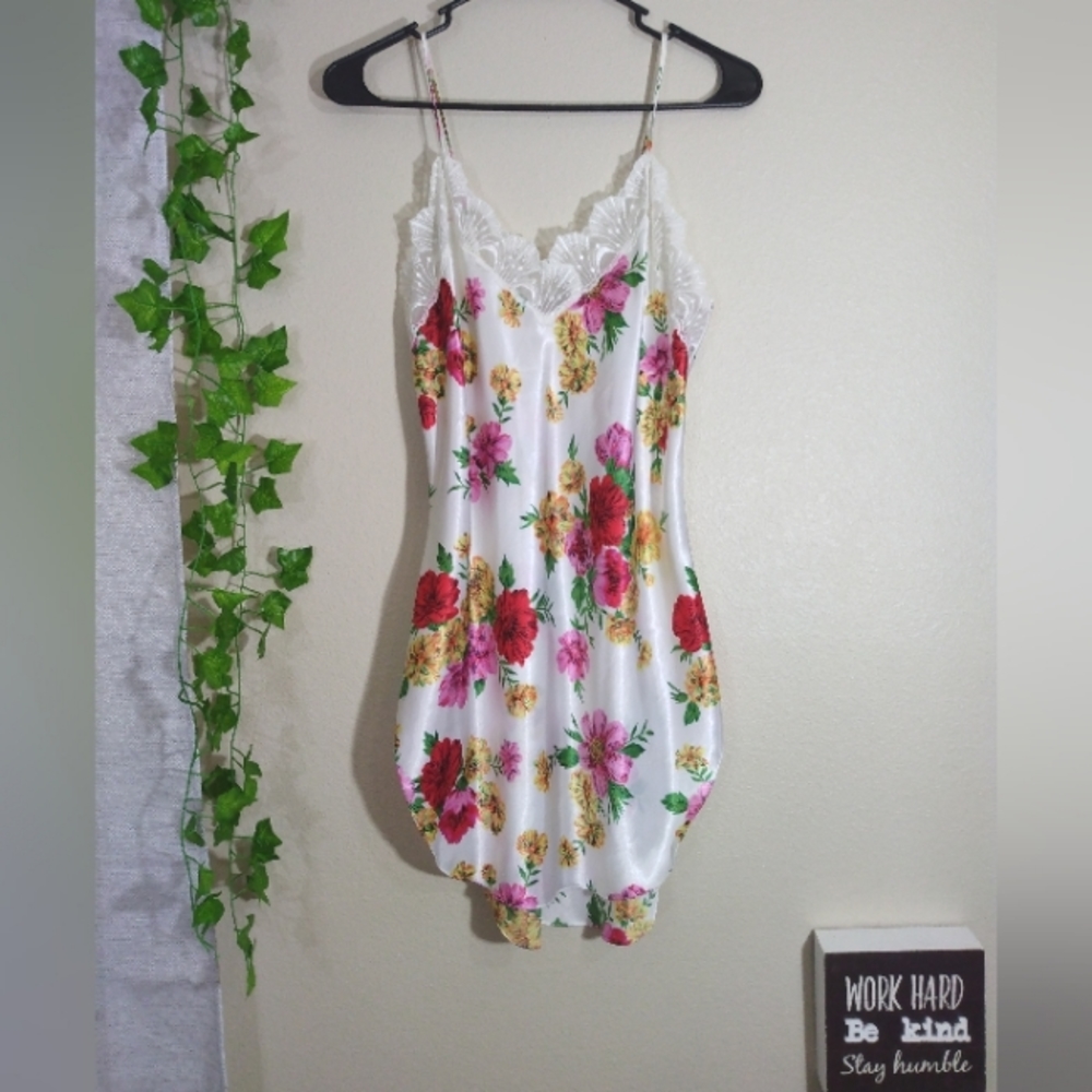 Victoria's Secret vintage gold label gown small